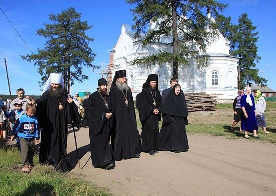 Во время визита архиепископа Сергиево-Посадского Феогноста