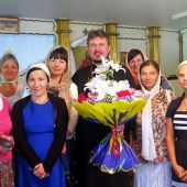 С певчими